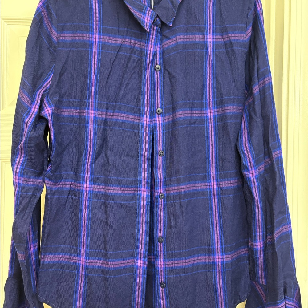 Sanctuary Women’s Navy and Magenta Plaid Shirt